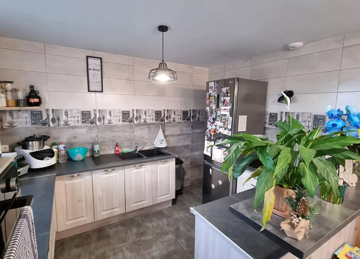 2 bed house for sale near SOUTH INDRE and SOUTH CHER and NORTH CREUSE