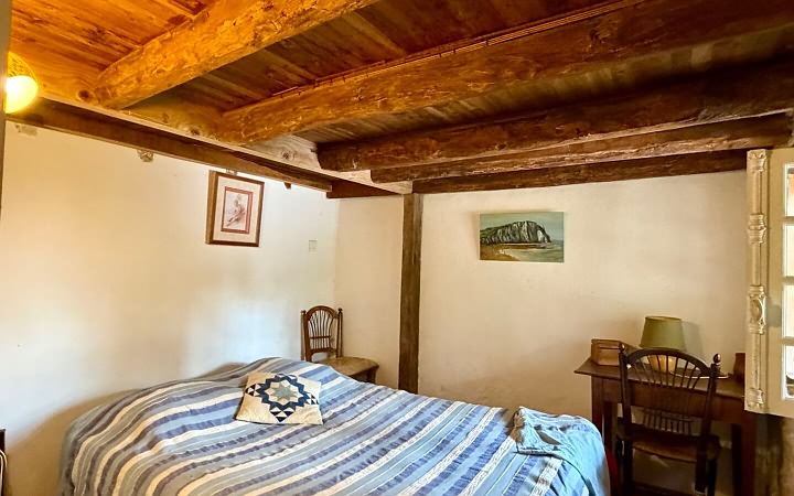 5 bed stone house for sale near Aubas