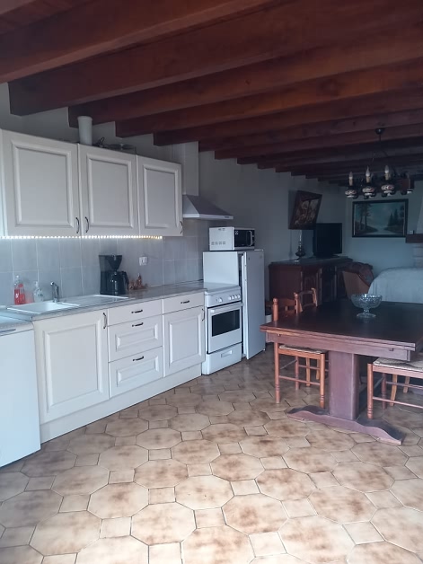 2 bed stone farmhouse for sale near Goulat