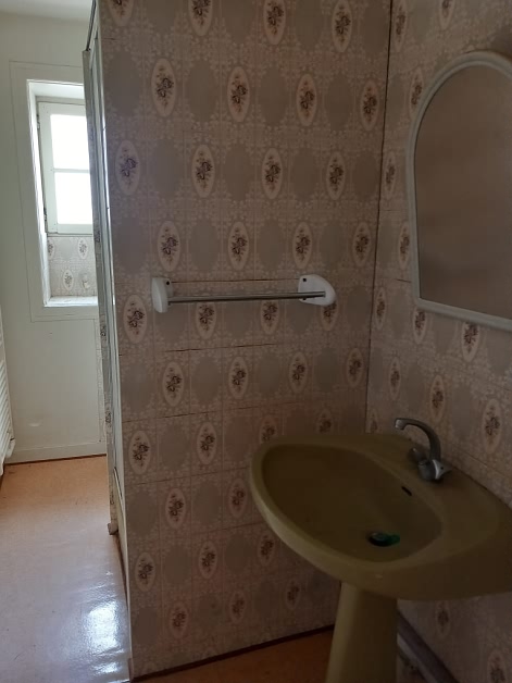 2 bed stone farmhouse for sale near Goulat