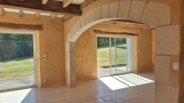 4 bed stone house for sale near Goulat