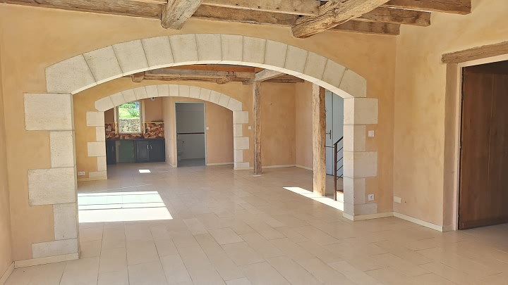 4 bed stone house for sale near Goulat