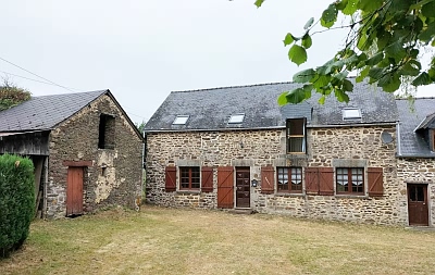5 bed stone house for sale near Averton