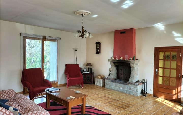5 bed stone house for sale near Averton