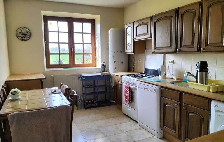5 bed stone house for sale near Averton