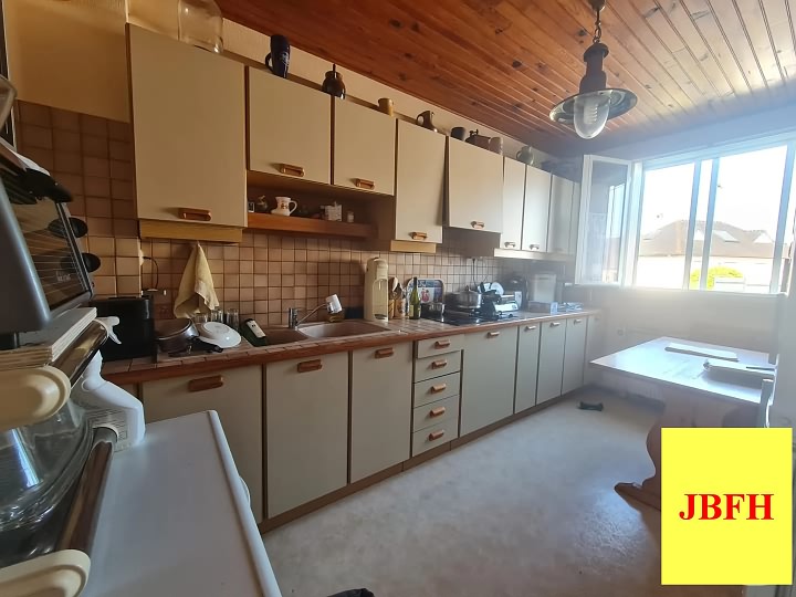 2 bed house for sale near Banvou