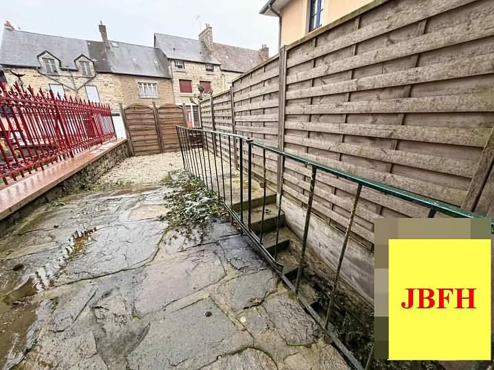 2 bed stone house for sale near Perrou