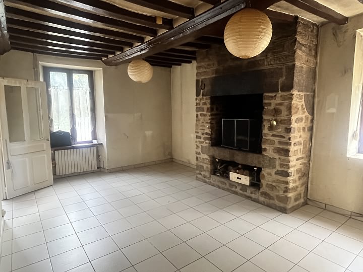 4 bed stone house for sale near Le Tanu