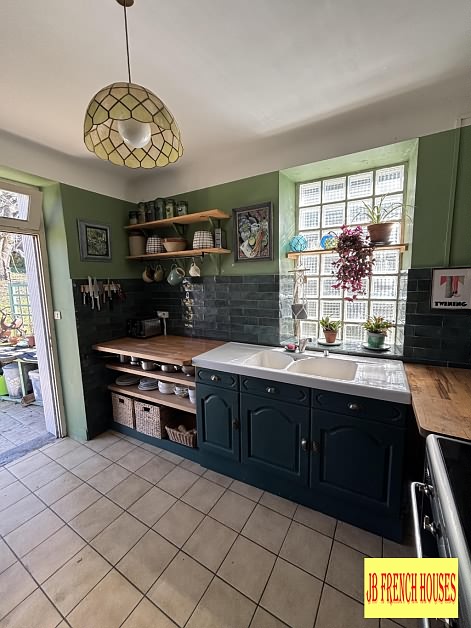 4 bed stone house for sale near Affieux