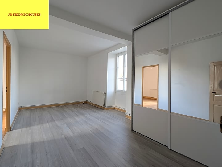 4 bed stone house for sale near Ansac Sur Vienne