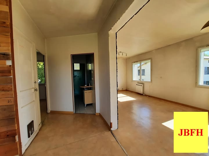 1 bed house for sale near Ardilleux