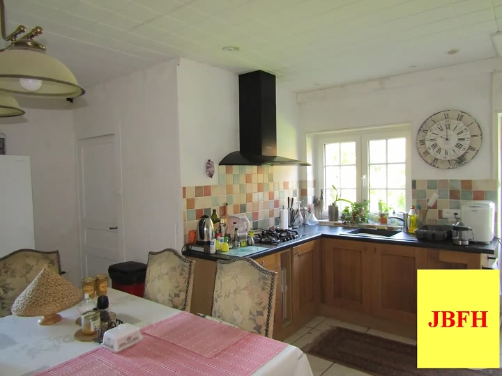 7 bed stone house for sale near Ardilleux