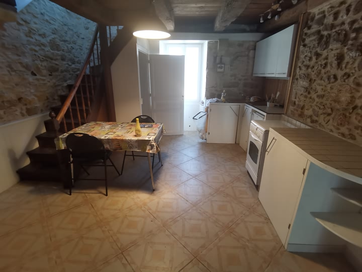 3 bed stone house for sale near Suaux
