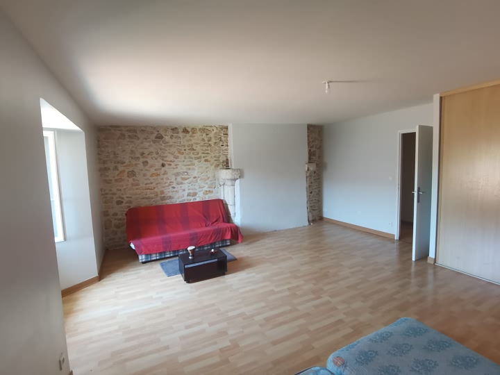 3 bed stone house for sale near Suaux
