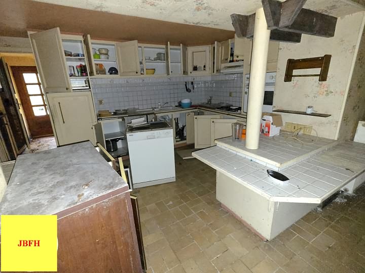 6 bed stone house for sale near BRITTANY CENTRE and BRITTANY CENTRE WEST