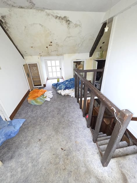 6 bed stone house for sale near BRITTANY CENTRE and BRITTANY CENTRE WEST