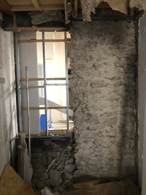 3 bed stone house for sale near Keraden