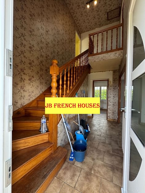 3 bed stone house for sale near Keraden