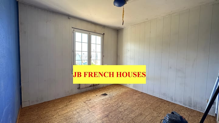 3 bed stone house for sale near Keraden