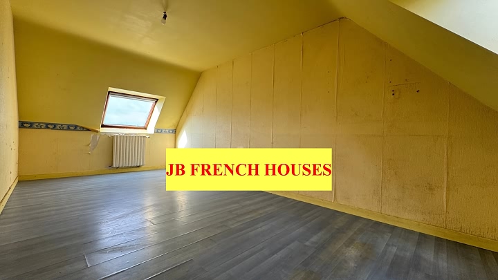 3 bed stone house for sale near Keraden