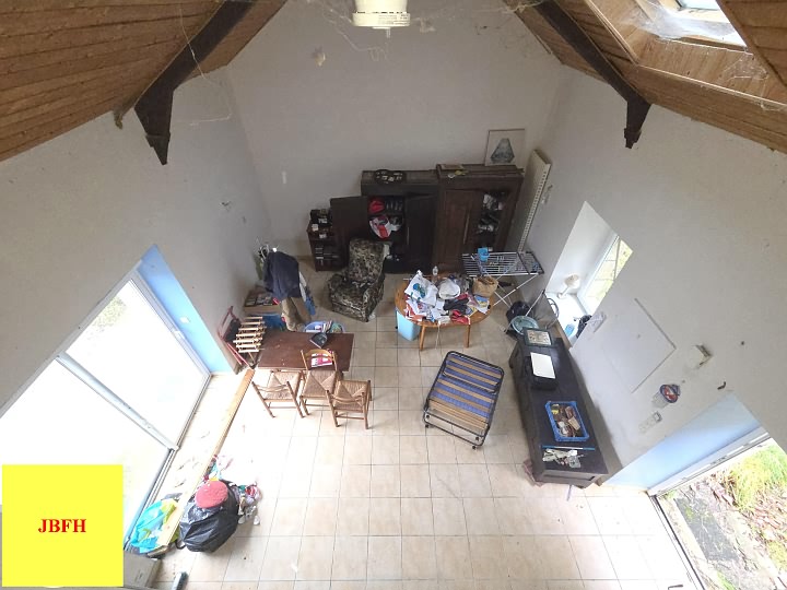 Maison en pierre de 2 chambres à vendre près de Le Sourn
