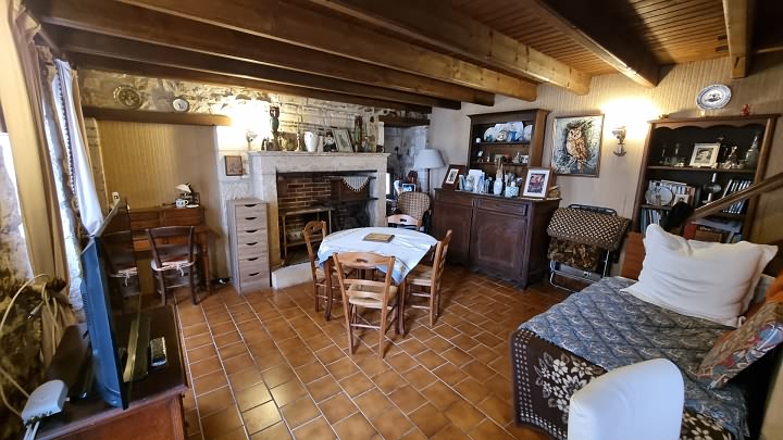 4 bed stone house for sale near Goulat