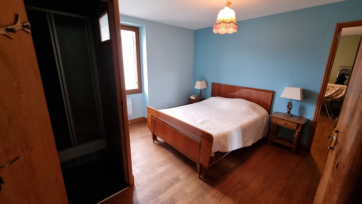 4 bed stone house for sale near Goulat