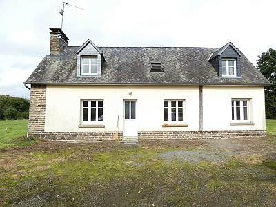 Natuurstenen huis met 3 slaapkamers te koop nabij Lapenty