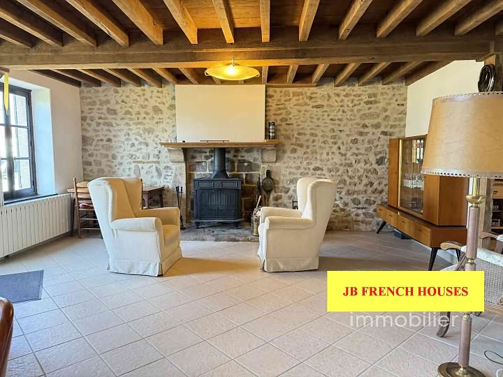 4 bed stone house for sale near Glénic