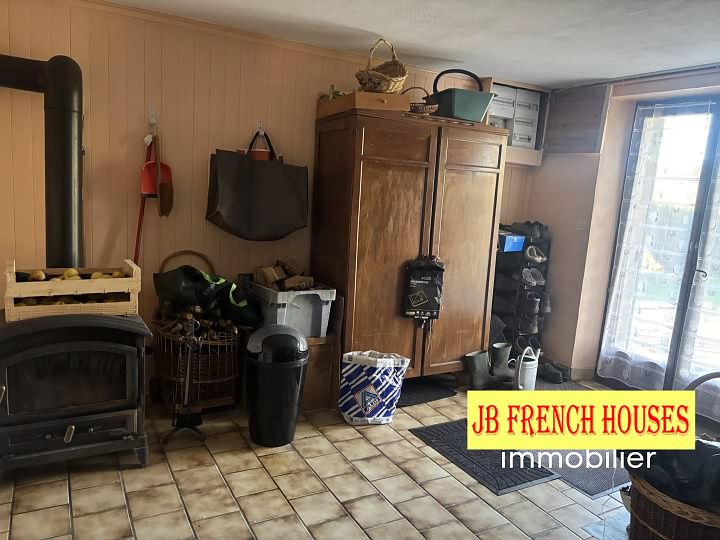 5 bed stone house for sale near Noth