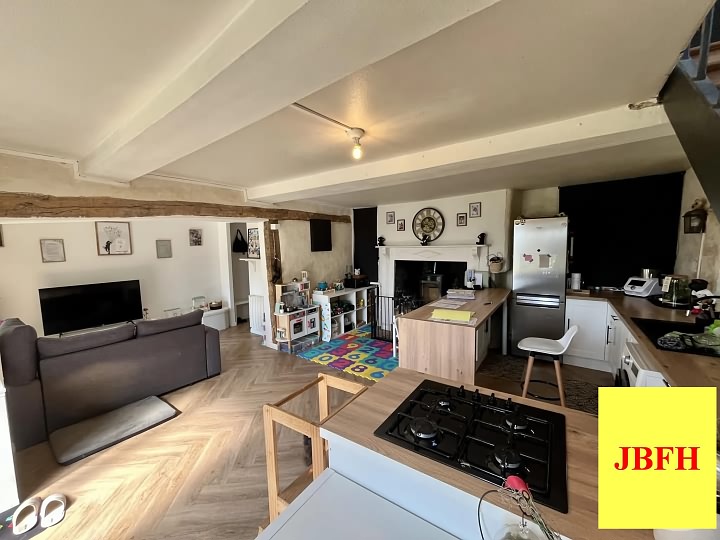 2 bed stone house for sale near Jarry