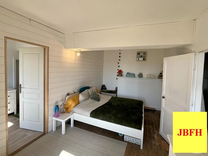 2 bed stone house for sale near Jarry