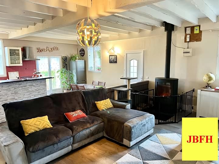 3 bed stone house for sale near Jarry