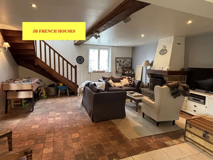 4 bed stone house for sale near Mantilly
