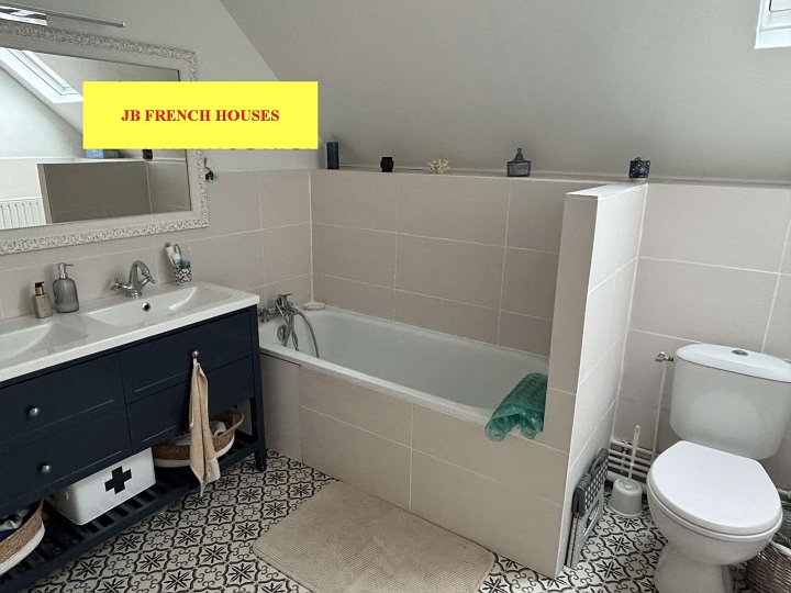 4 bed stone house for sale near Mantilly