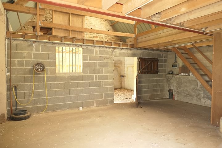 4 bed stone house for sale near Vengeons
