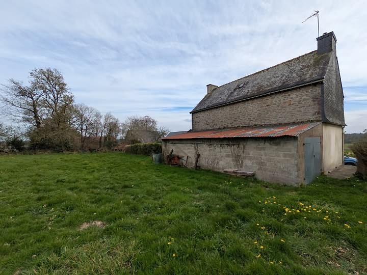 2 bed stone longère for sale near BRITTANY CENTRE and BRITTANY CENTRE WEST