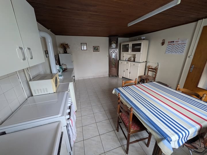 2 bed stone longère for sale near BRITTANY CENTRE and BRITTANY CENTRE WEST