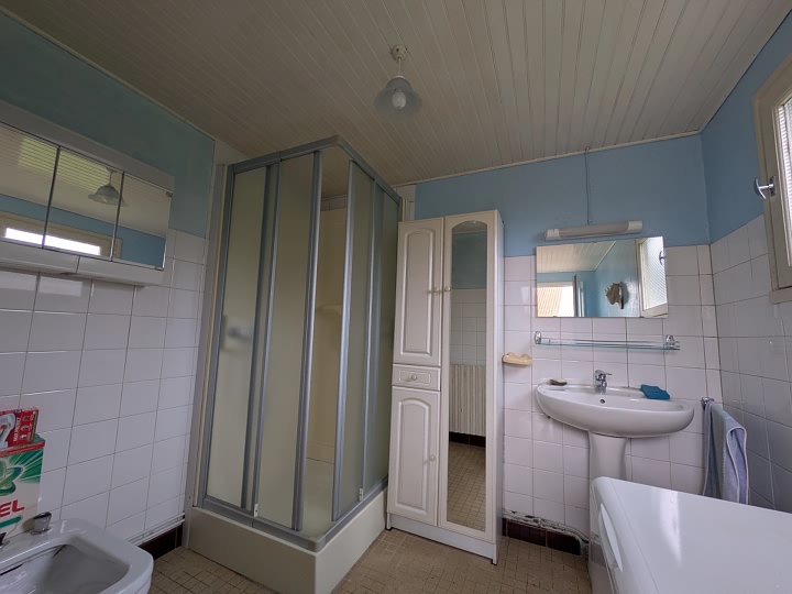 2 bed stone longère for sale near BRITTANY CENTRE and BRITTANY CENTRE WEST