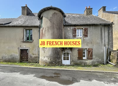 4 bed stone house for sale near Colomel