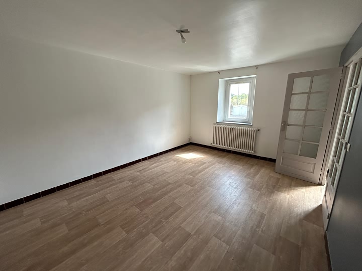 2 bed stone house for sale near Lanvellec