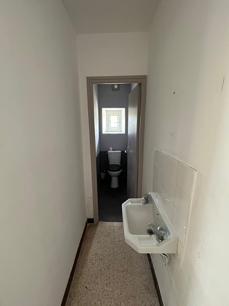 2 bed stone house for sale near Lanvellec