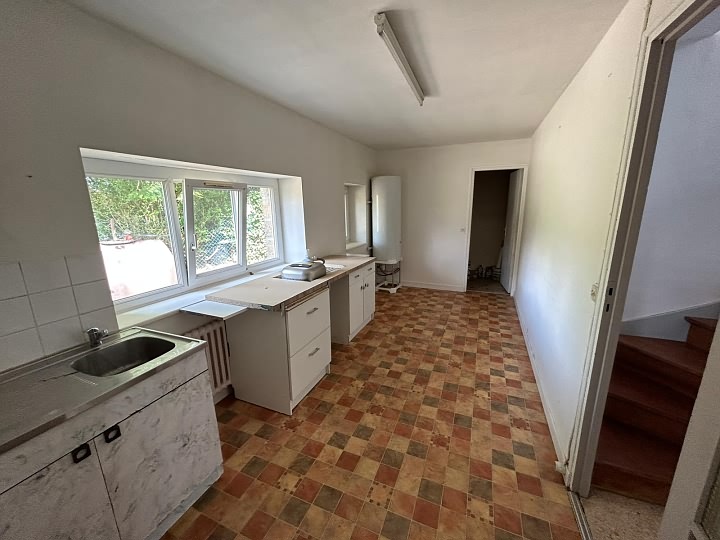 2 bed stone house for sale near Lanvellec