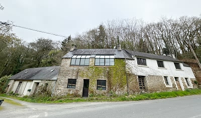 Stone house to renovate near Lanvellec