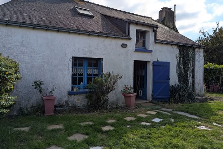 2 bed stone house for sale near Missiriac