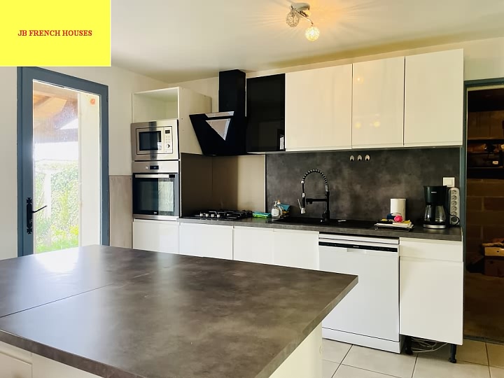 3 bed stone house for sale near Ansac Sur Vienne