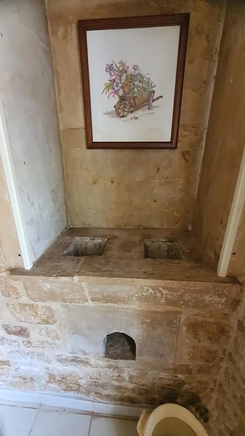 2 bed stone farmhouse for sale near Ardilleux