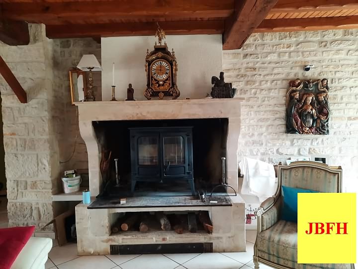 3 bed stone house for sale near Ardilleux
