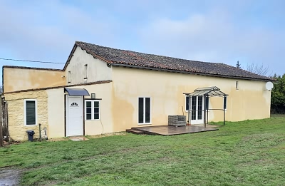 4 bed stone house for sale near Ardilleux
