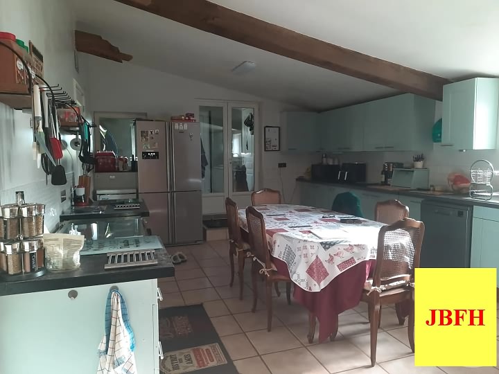 4 bed stone house for sale near Ardilleux